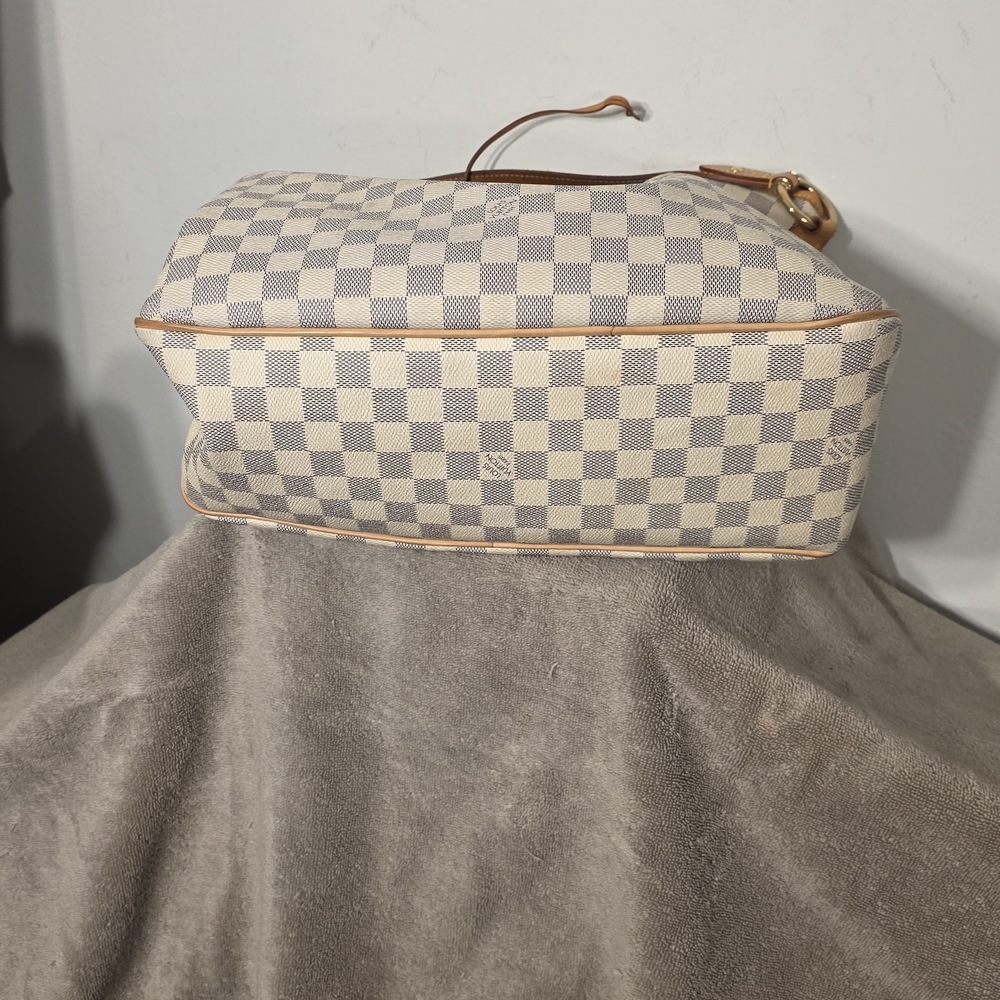 Louis Vuitton Checkered Tote - Cream and Gray